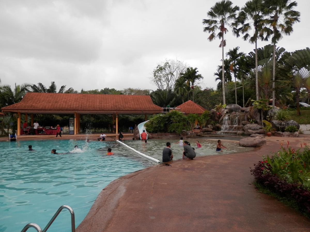 Hotel Felda Residence Tekam , Ppp Tun Razak Kampong Sungai Batu Kültér fotó